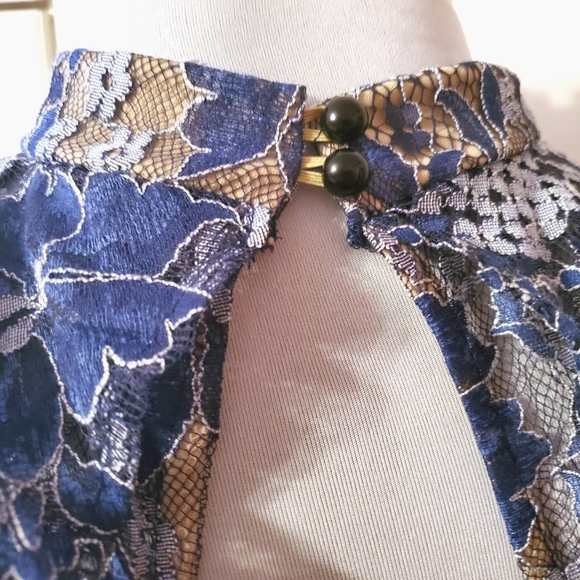 Venus Navy Lace Cold Shoulder Dress - Picture 9 of 11